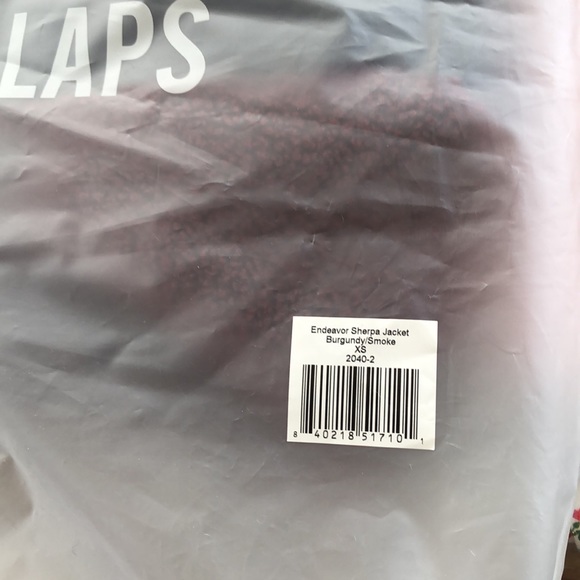 FOUR LAPS SHERPA JACKET (OVERSIZED) - Picture 7 of 9